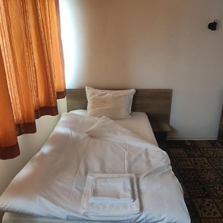 Кианти Hotel Kurdzhali ภายนอก รูปภาพ