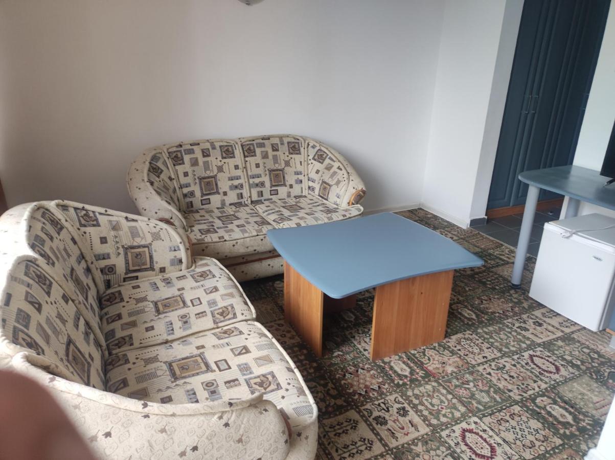 Кианти Hotel Kurdzhali ภายนอก รูปภาพ