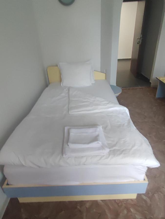 Кианти Hotel Kurdzhali ภายนอก รูปภาพ