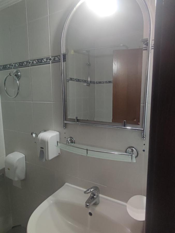 Кианти Hotel Kurdzhali ภายนอก รูปภาพ