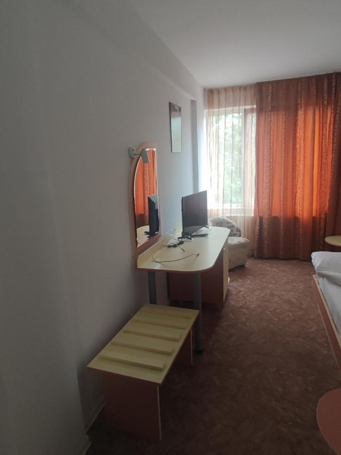 Кианти Hotel Kurdzhali ภายนอก รูปภาพ