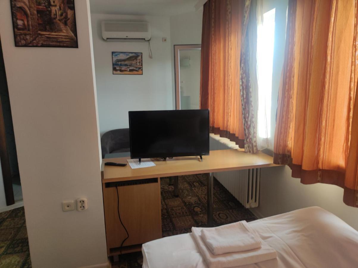 Кианти Hotel Kurdzhali ภายนอก รูปภาพ