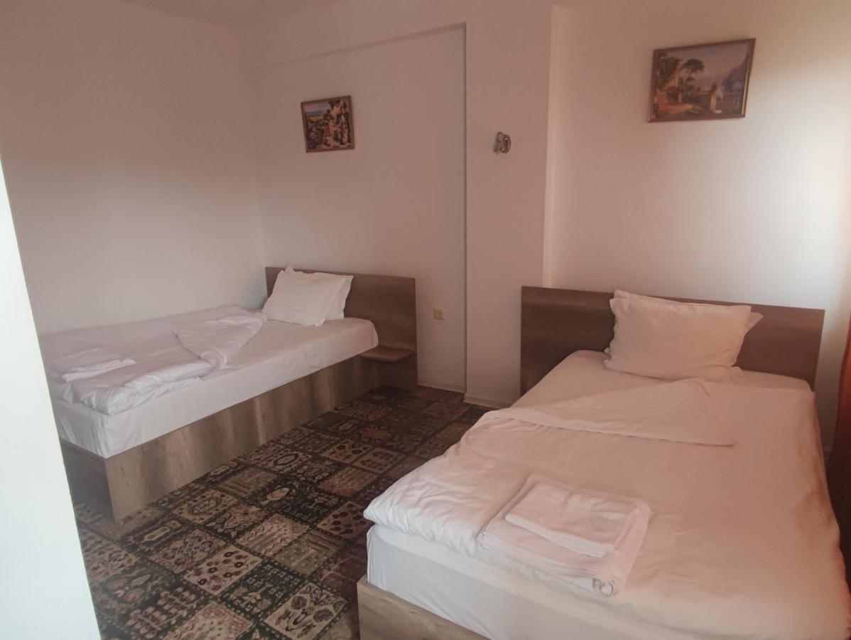 Кианти Hotel Kurdzhali ภายนอก รูปภาพ