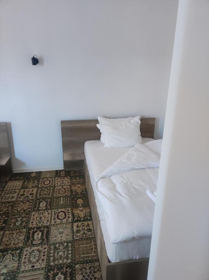 Кианти Hotel Kurdzhali ภายนอก รูปภาพ
