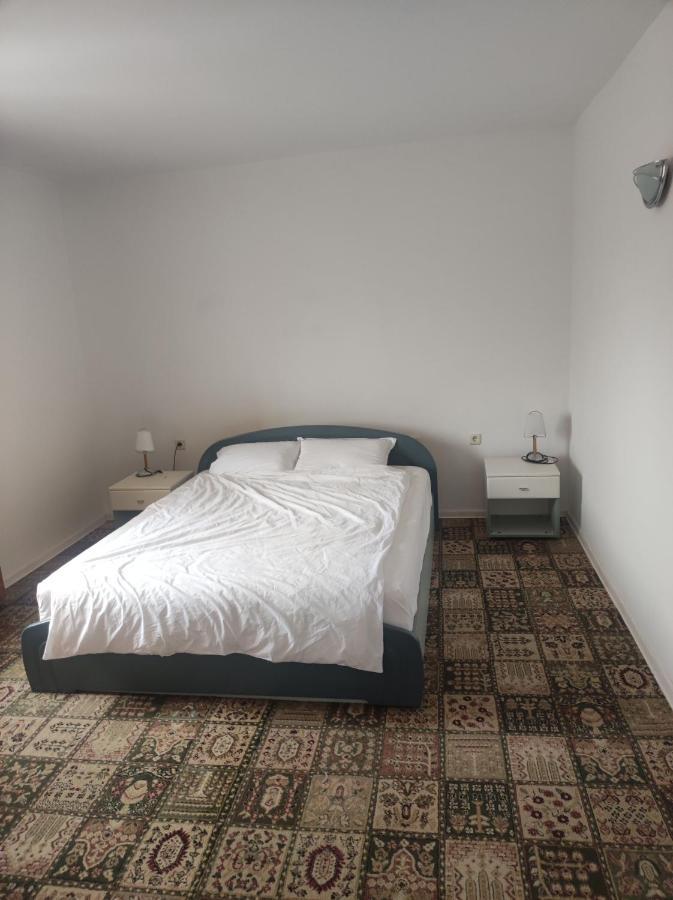 Кианти Hotel Kurdzhali ภายนอก รูปภาพ